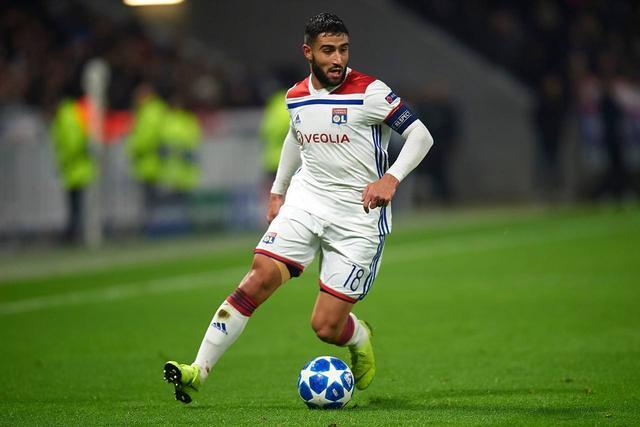 关于巴黎圣日耳曼风头正劲，半决赛对手待定的信息